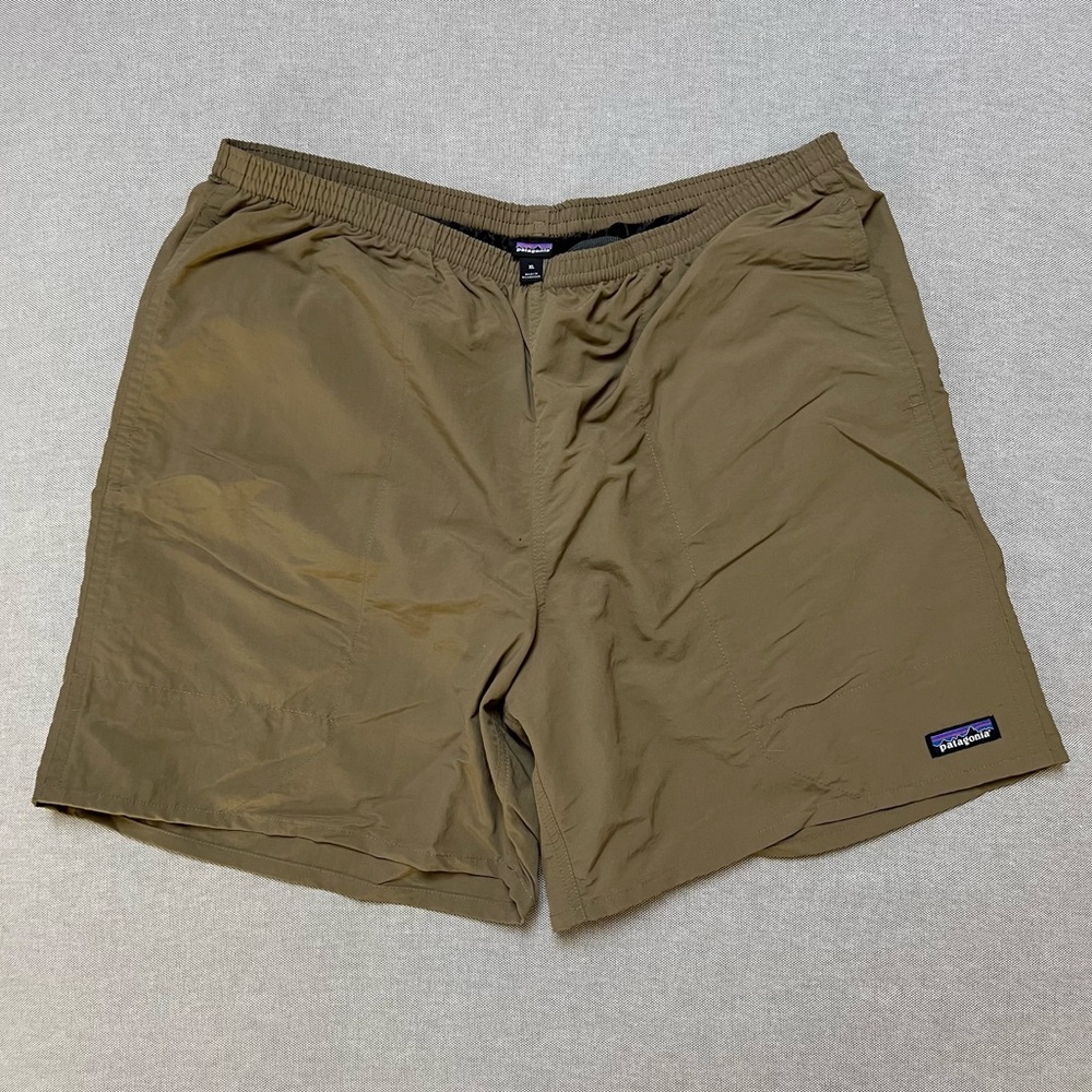 Men’s Patagonia Baggies Shorts in Tan
